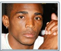 Erislandy Lara : « Canelo doit montrer qu’il a des couilles et m’affronter »