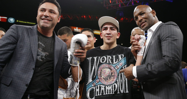 Leo Santa Cruz vs Jesus Ruiz