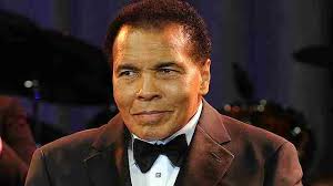 Mayweather-Pacquiao : Muhammad Ali espère une victoire de Manny