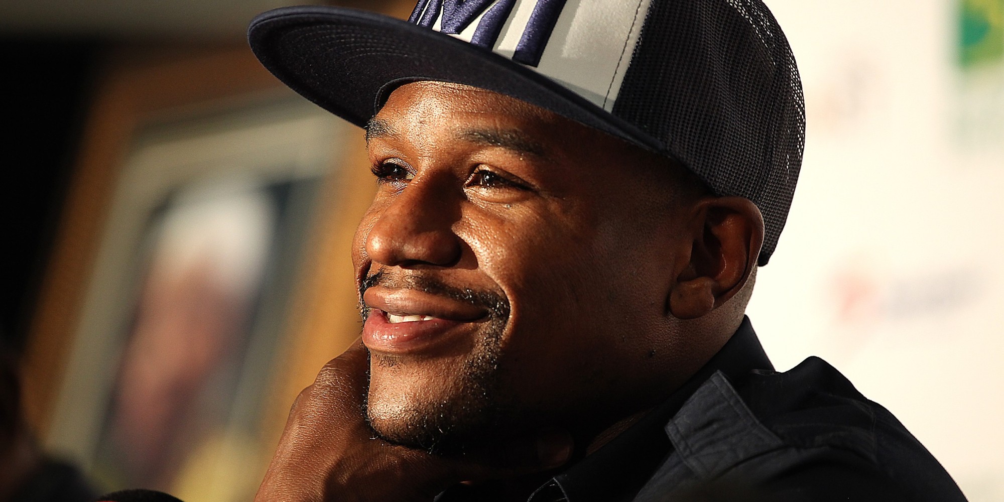 Floyd Mayweather 100% Sérieux : «  Je compte affronter Andre Berto ou Karim Mayfield »