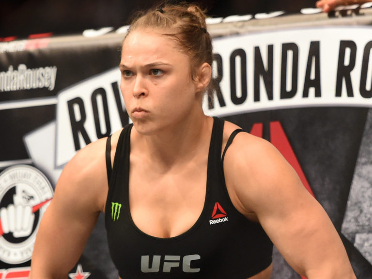 Ronda Rousey vs. Amanda Nunes officiel à l’UFC 207