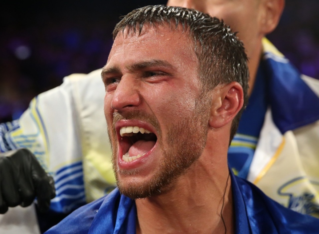 Vasyl Lomachenko veut combattre Mikey Garcia ou Pacquiao à 135 lbs