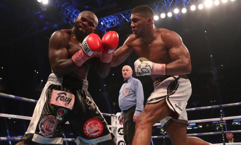 Anthony Joshua stoppe Carlos Takam au 10e round
