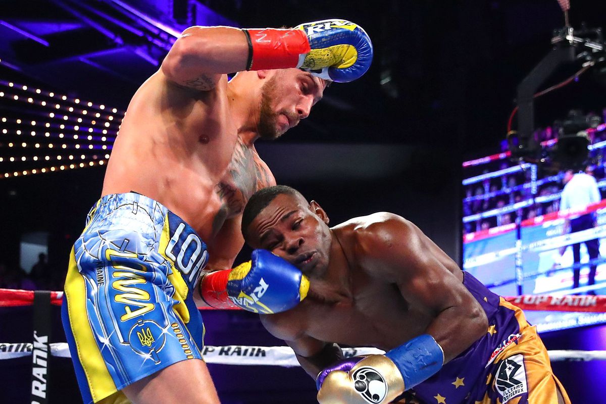 Vasyl Lomachenko domine Rigondeaux, Stoppe Rigondeaux après le 6e round !
