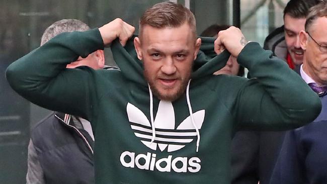 Conor McGregor se moque d’un gang criminel en Irlande : « Venez me chercher ! »