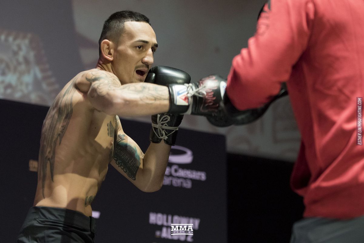 Max Holloway blessé, Se retire de son combat contre Frankie Edgar à l’UFC 222