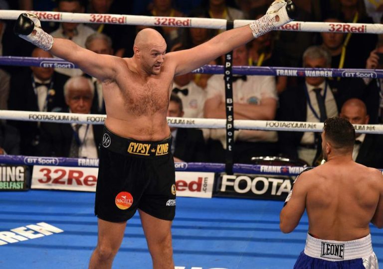 Tyson Fury remporte aisément son combat de retour