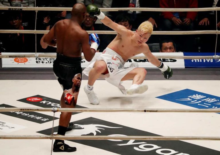 Mayweather : « Est-ce que j’ai eu un camp d’entraînement pour Nasukawa ? Non.