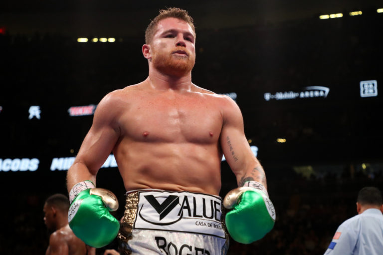 Canelo Alvarez dit vouloir combattre Callum Smith ou Sergey Kovalev