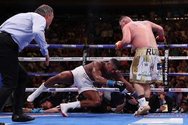 Eddie Hearn : « Si Joshua perd encore face à Ruiz, Sa carrière risque d’en prendre un coup ! »