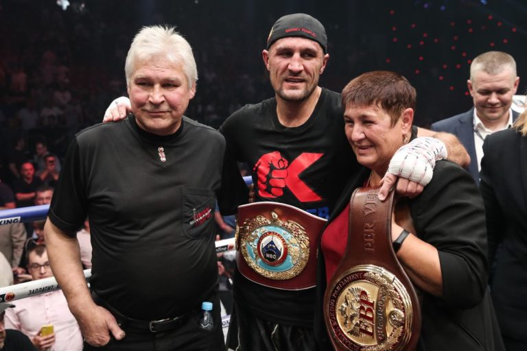 Jackson : « Canelo Alvarez a choisi Kovalev puisqu’il est le plus faible champion des 175 lbs ! »