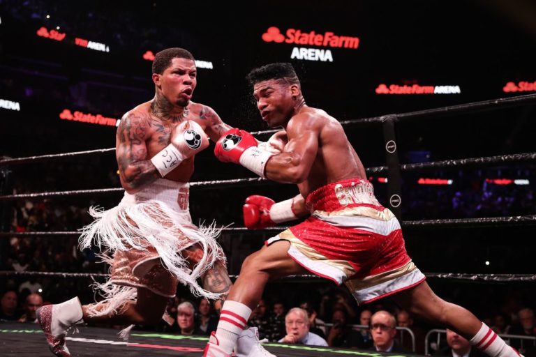 Gervonta Davis stoppe Yuriorkis Gamboa au 12e round
