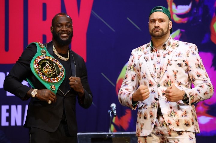 Joshua : « Wilder doit mettre Fury complètement KO pour le battre, Il n’a pas pu faire cela ! »