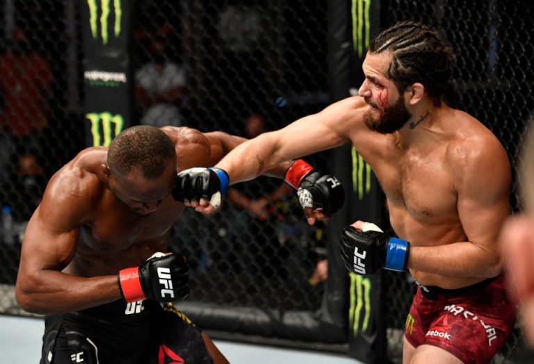 Kamaru Usman domine Jorge Masvidal à l’UFC 251