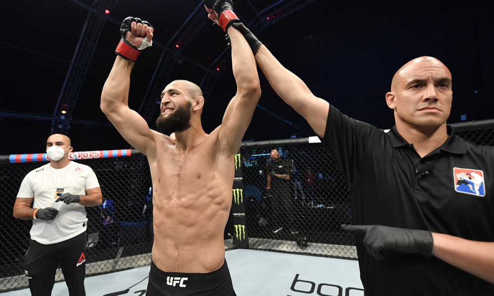 Khamzat Chimaev se fout d’être comparé à Khabib Nurmagomedov : « Ça ne change rien pour moi ! »
