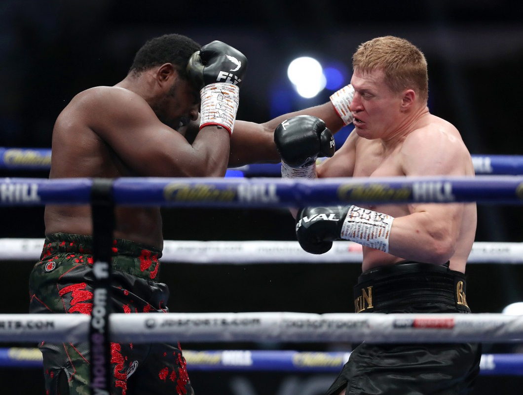 Alexander Povetkin se remet de deux chutes au tapis, Stoppe brutalement Dillian Whyte au 5e round