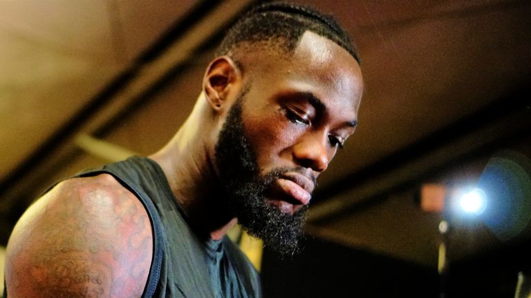 Deontay Wilder s’est blessé au biceps avant son rematch avec Fury, dit son partenaire de sparring