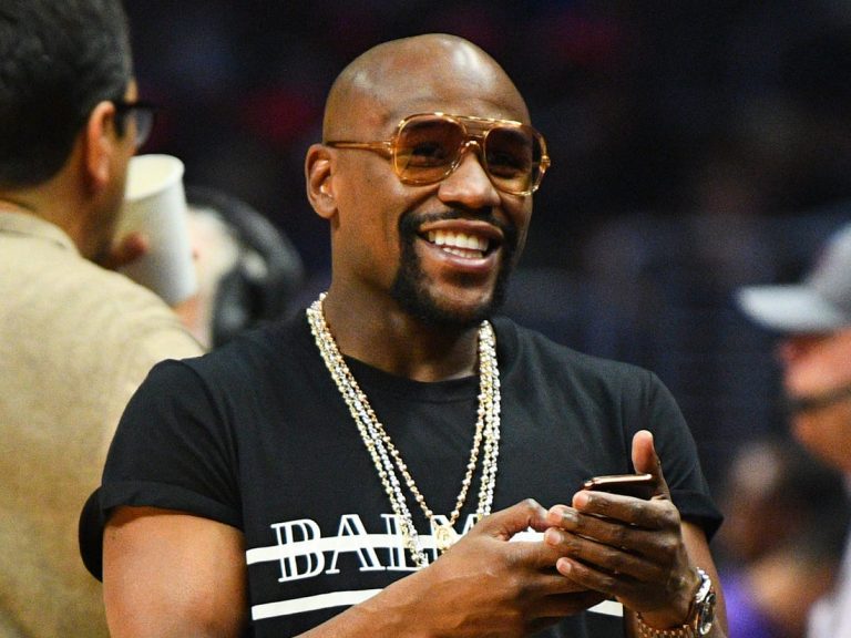 Floyd Mayweather : « Je suis The Best Ever – Pas Ali, Marciano ou Menayothin ! »