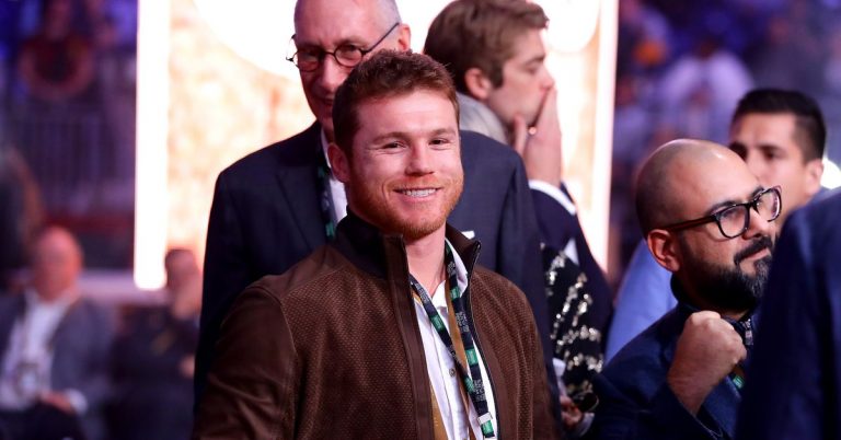 Canelo Alvarez libéré de son contrat avec Golden Boy, Veut combattre Caleb Plant le 19 Décembre