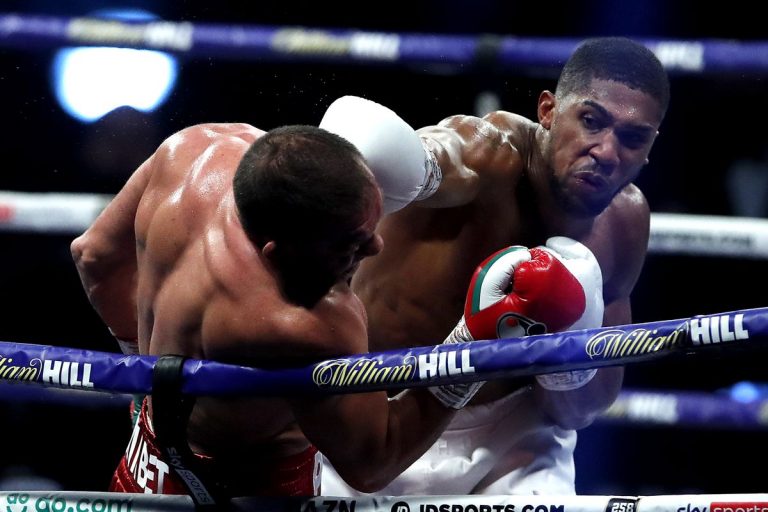 Anthony Joshua stoppe Kubrat Pulev au 9e round