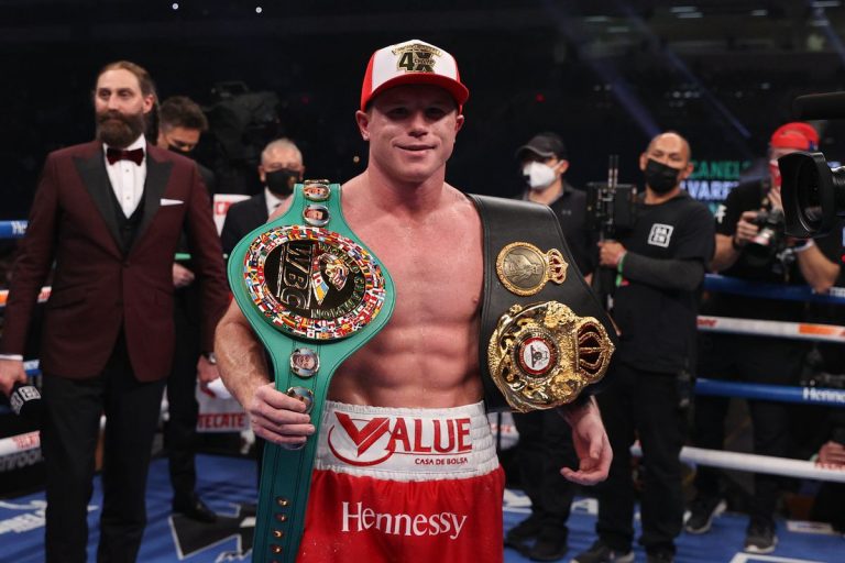 Canelo Alvarez, Billy Joe Saunders en accord pour disputer un combat d’unification en Mai