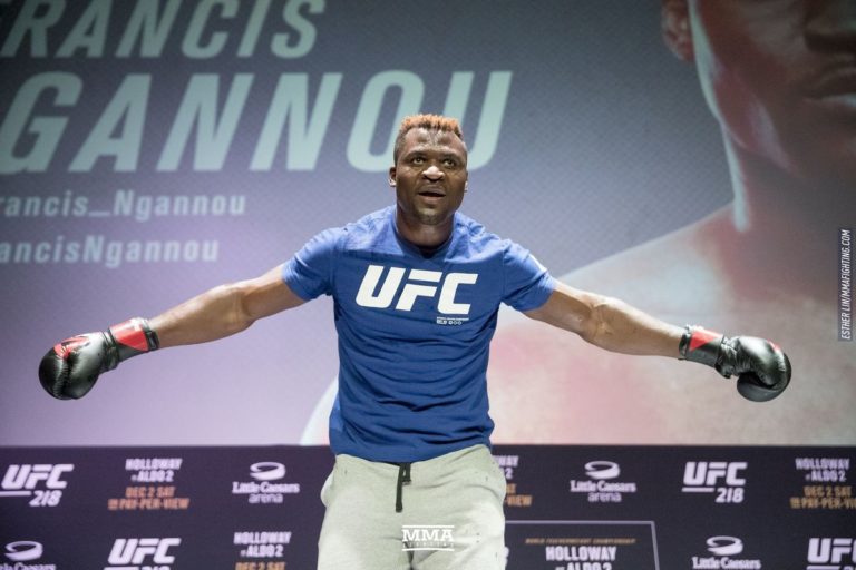 Francis Ngannou répond au défi lancé par Tyson Fury : « Jon Jones en premier, Ensuite ton tour viendra ! »