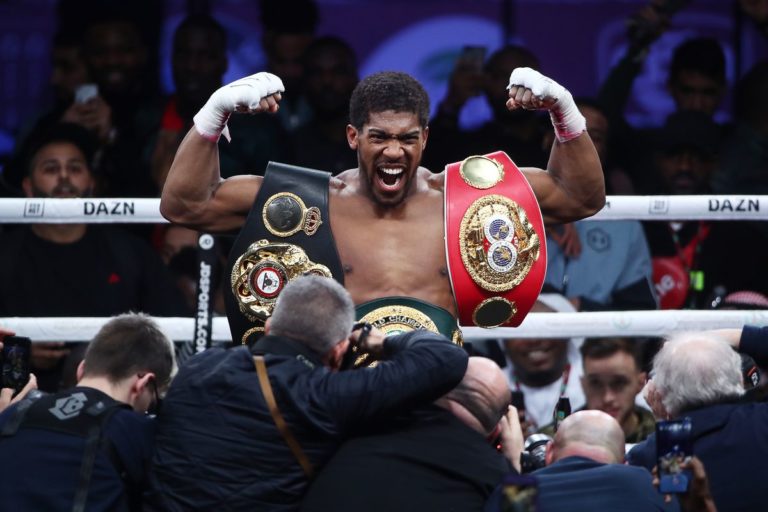 Anthony Joshua doit combattre Oleksandr Usyk, ordonne la WBO