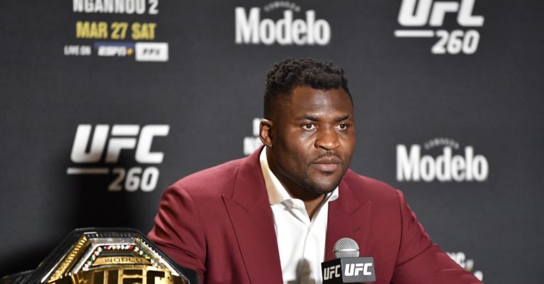 Francis Ngannou sera-t-il en mesure de s’ajuster aux mouvements de Ciryl Gane ? Joe Rogan dresse un aperçu