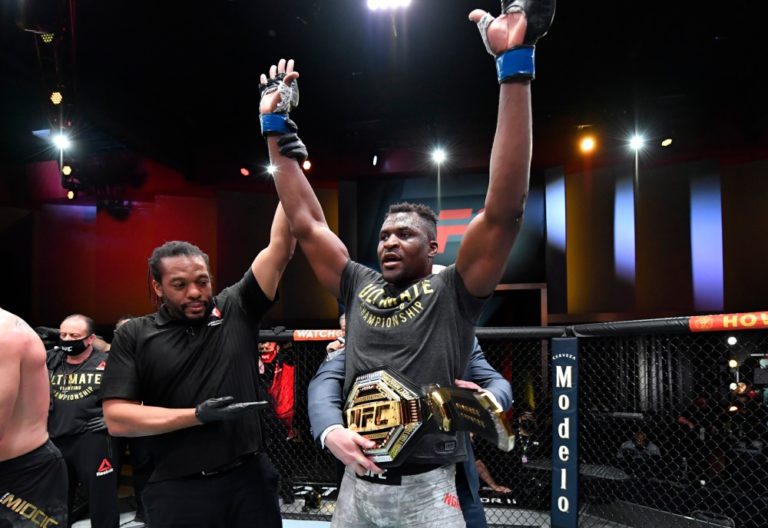 Francis Ngannou prédit qu’il va passer le KO à Ciryl Gane en dedans de 2 rounds
