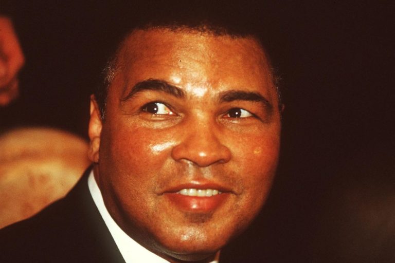 Mike Tyson nomme Muhammad Ali comme le plus grand de tous les temps sachant qu’il aurait célébré ses 80 ans