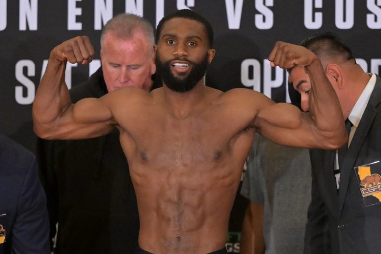 Jaron Ennis détruit Custio Clayton en 2 rounds et défie Errol Spence Jr.