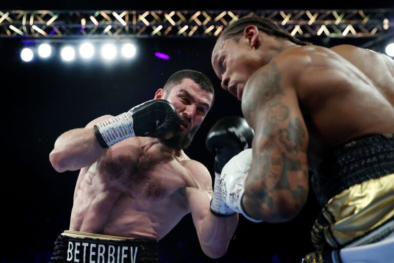 <strong>Artur Beterbiev stoppe Anthony Yarde au 8<sup>e</sup> round dans un combat d’une rare intensité</strong>