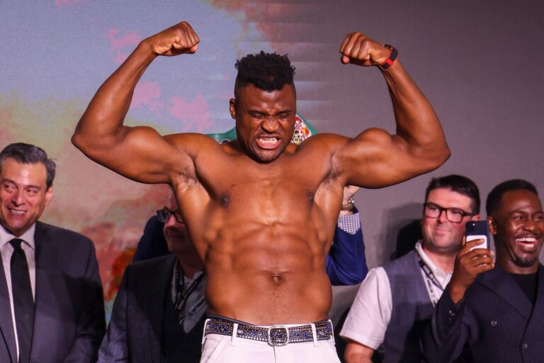 Top 5 des meilleurs boxeurs pouvant affronter Francis Ngannou
