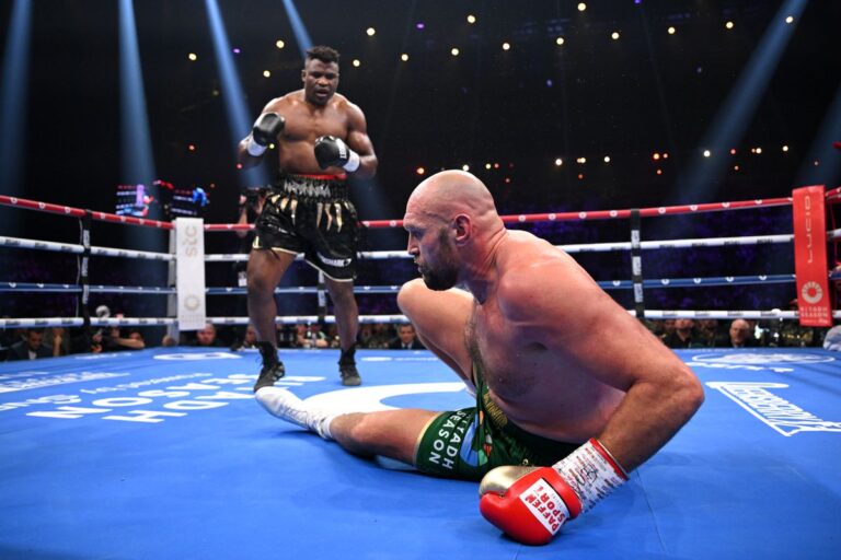 Francis Ngannou compare la puissance de Tyson Fury par rapport aux combattants du MMA
