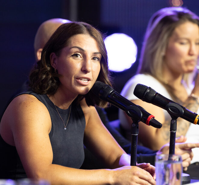 Kim Clavel vs. Fara El Bousairi, le 4 Avril au Cabaret du Casino de Montréal