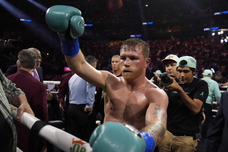 Canelo Alvarez envoie au tapis Jaime Munguia dans une victoire par décision unanime