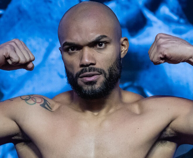 Une blessure force le report du duel entre Albert Ramirez et Adam Deines