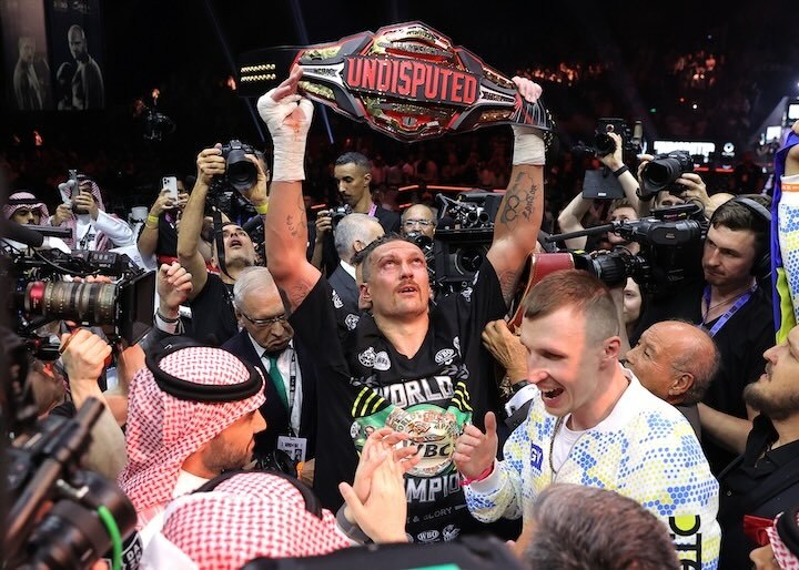 Oleksandr Usyk laisse son titre IBF vacant avant l’annonce du combat entre Joshua et Dubois