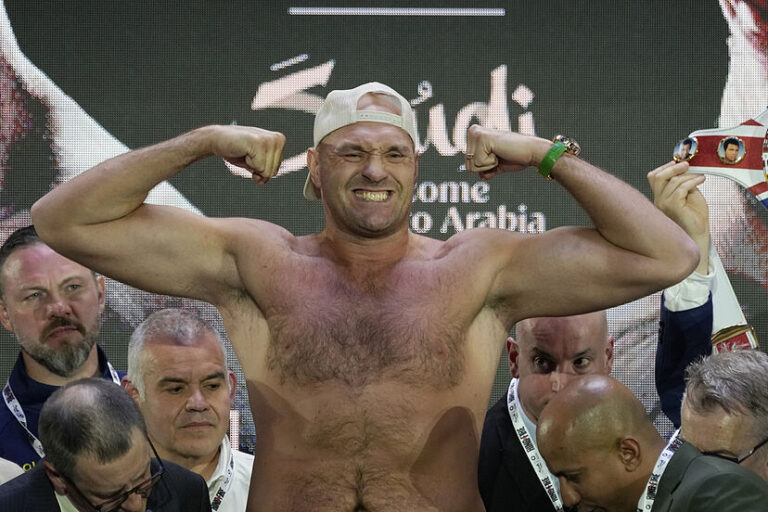 Tyson Fury explique pourquoi il a perdu contre Oleksandr Usyk : « C’était un combat trop facile ! »