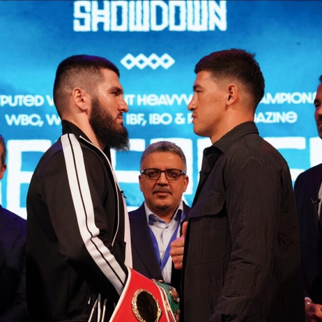 Dmitry Bivol réagit au verdict de Roy Jones Jr. concernant son combat face à Artur Beterbiev
