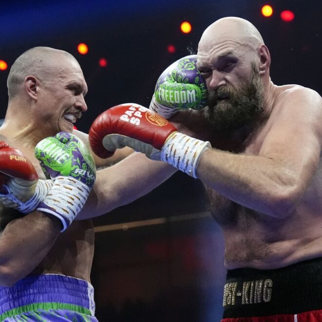 Oleksandr Usyk défait Tyson Fury par décision unanime dans le rematch et conserve ses titres mondiaux