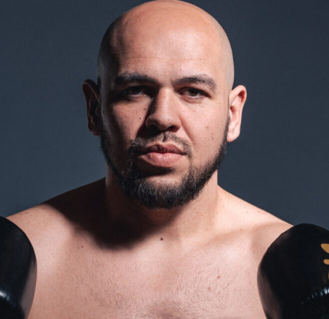 L’unique espoir Français Sofian Laidouni face au légendaire Jamal Ben Saddick au GLORY 100