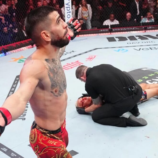 Ilia Topuria bat Charles Oliveira par KO au 1er round et confronte Paddy Pimblett à l’UFC 317