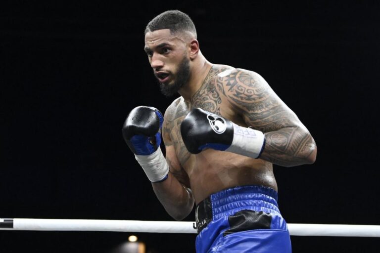 Joshua vs. Yoka pourrait avoir lieu en Afrique, affirme Tony lui-même