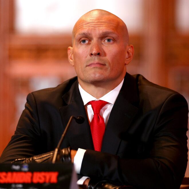 La WBO exige un nouvel examen médical pour Oleksandr Usyk