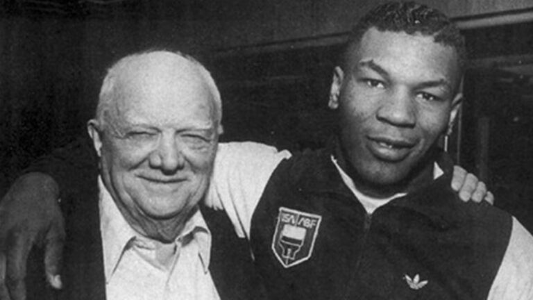 Le légendaire entraîneur Cus D’Amato affirme que le niveau de Muhammad Ali était supérieur à celui de Mike Tyson