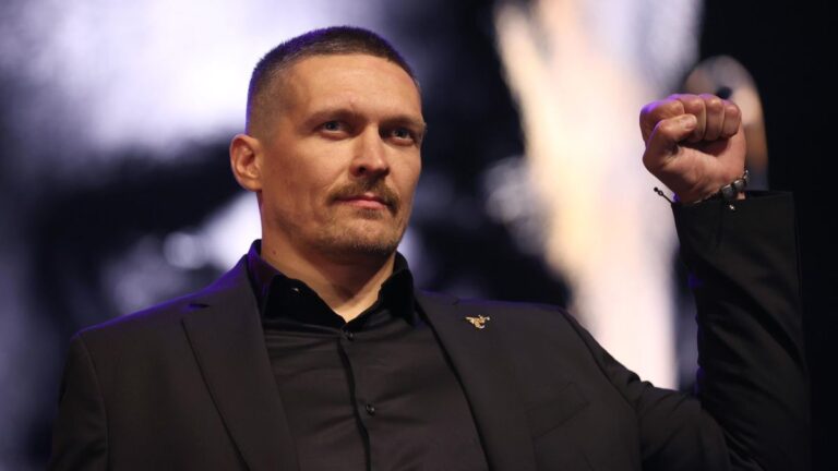 L’équipe de Oleksandr Usyk fait le point sur son proche avenir