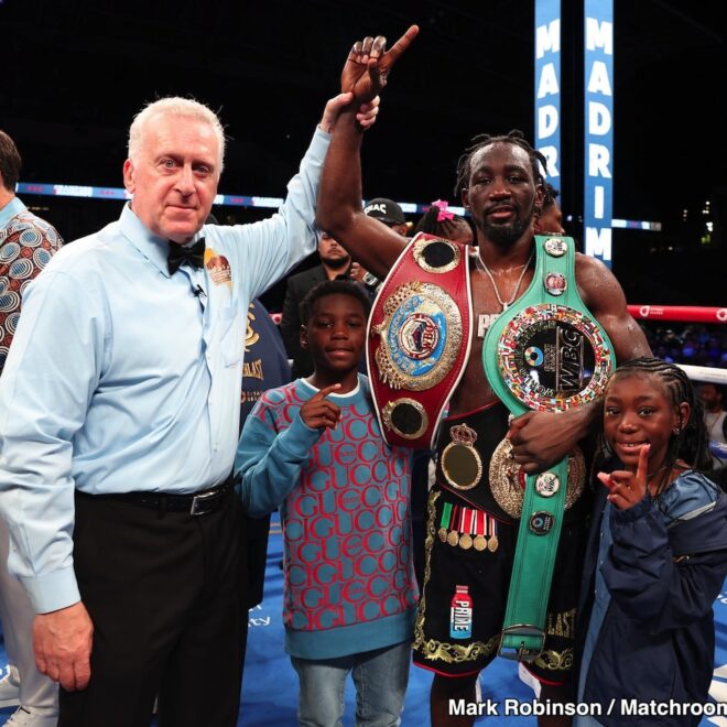 Terence Crawford perdra son titre WBA après son combat contre Canelo Alvarez