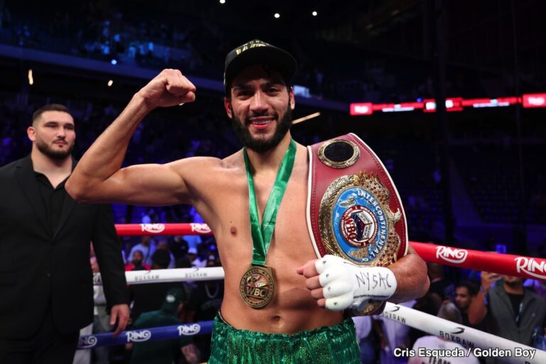 Hamzah Sheeraz : « Canelo ou Crawford ? Je veux juste avoir une chance pour les titres »