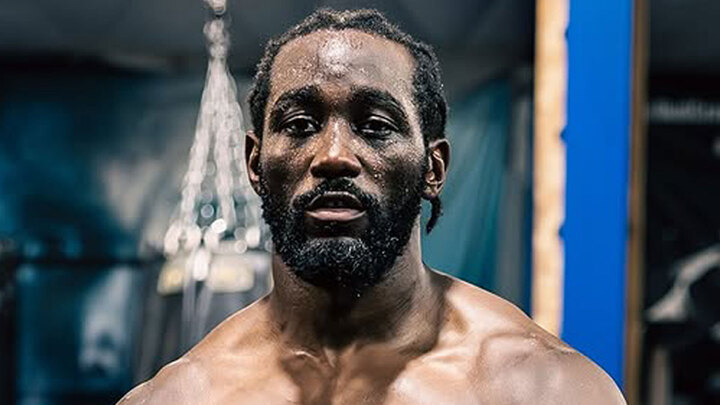 Terence Crawford est-il réellement blessé à l’épaule ? Terence répond